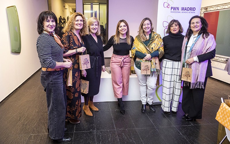 Rifa mujeres profesionales