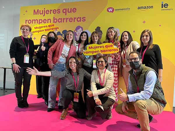 Mujeres-que-rompen-barreras-WOMENALIA Mujeres que rompen barreras WOMENALIA